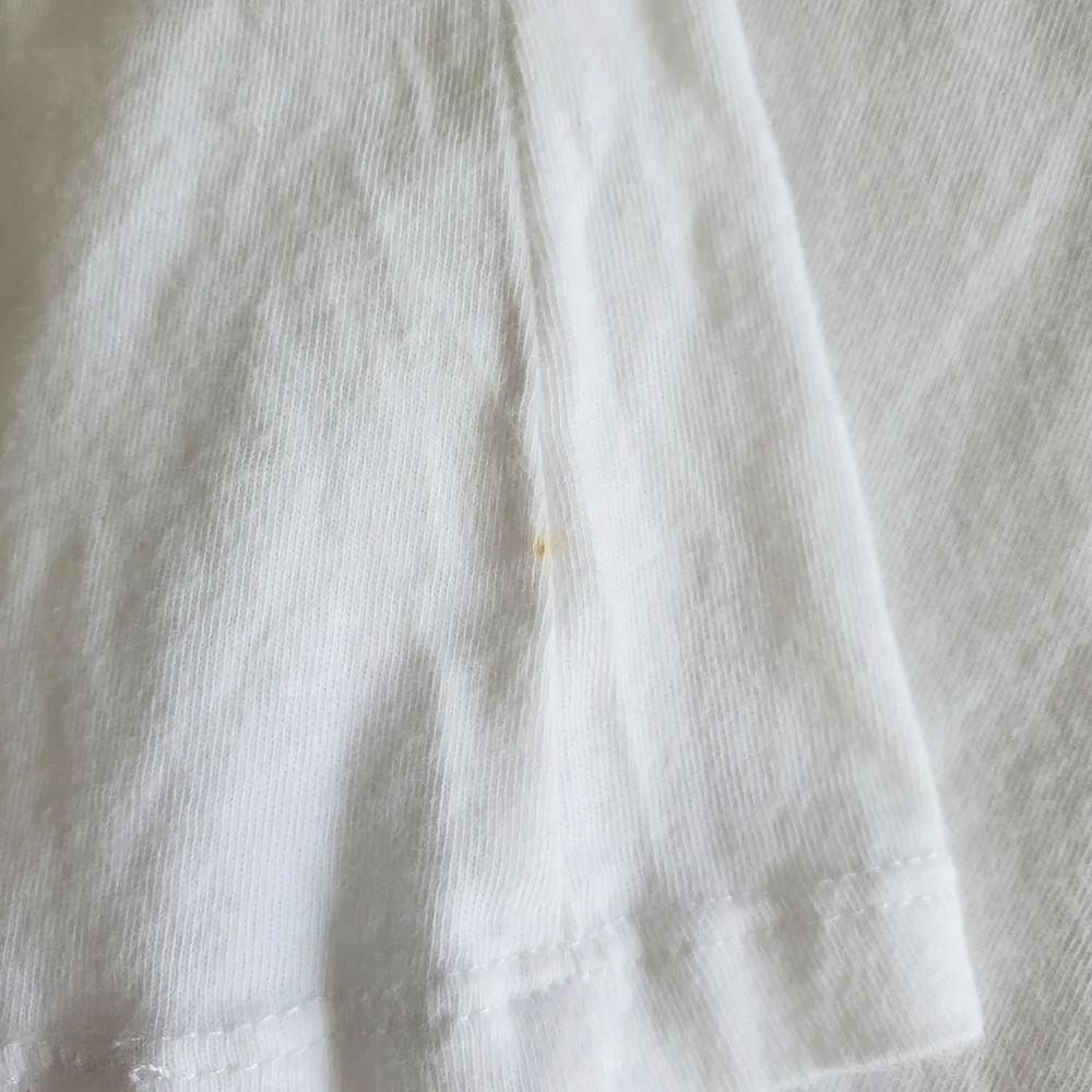 K1040 * Guess Rhinestone Ombre Logo Ruffle Sleeves Tee White Size S (7-8)